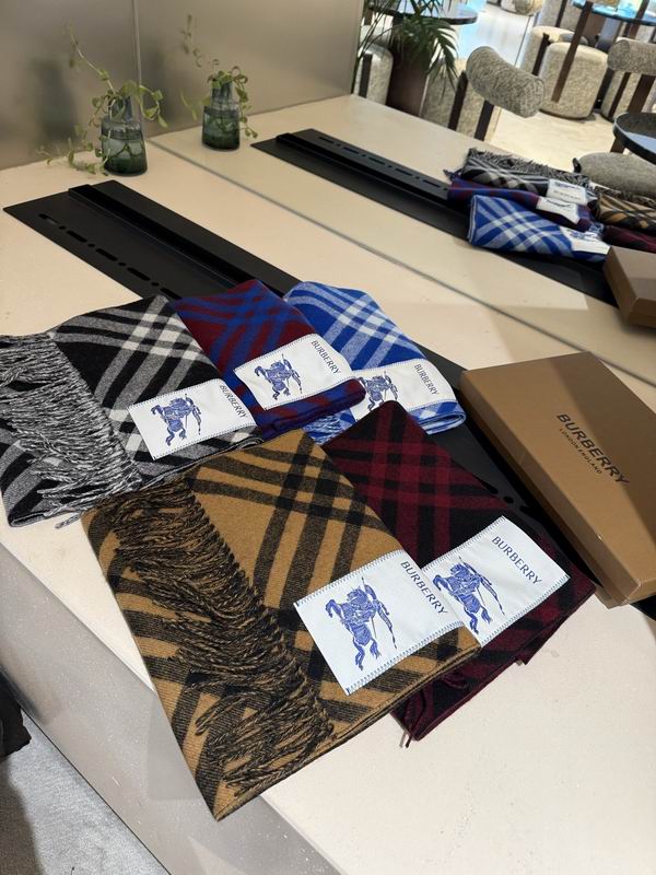 Burberry scarf 32X192cm E120504